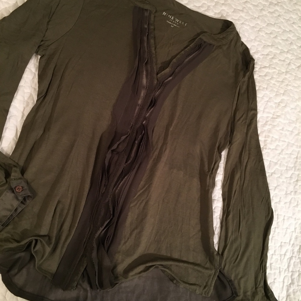 🌺Chiffon Trim Shirt Sheer on Back Flounce